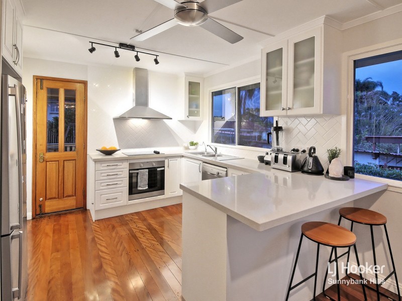 19 Thurlby Street, Upper Mount Gravatt QLD 4122