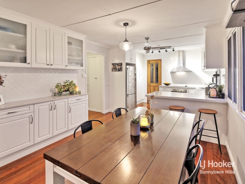 19 Thurlby Street, Upper Mount Gravatt QLD 4122