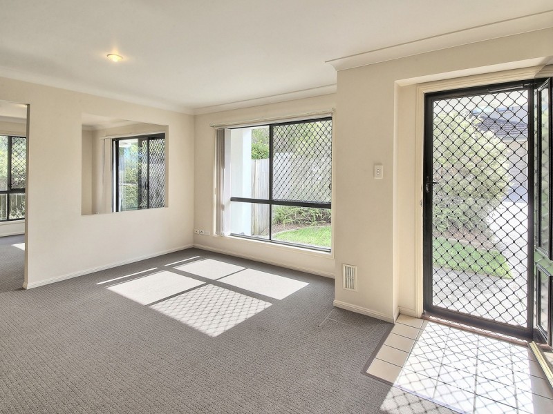 62/15 Violet Close, Eight Mile Plains QLD 4113