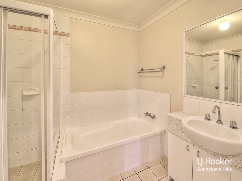 62/15 Violet Close, Eight Mile Plains QLD 4113