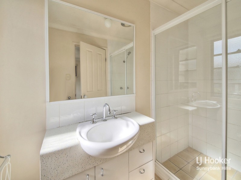 62/15 Violet Close, Eight Mile Plains QLD 4113