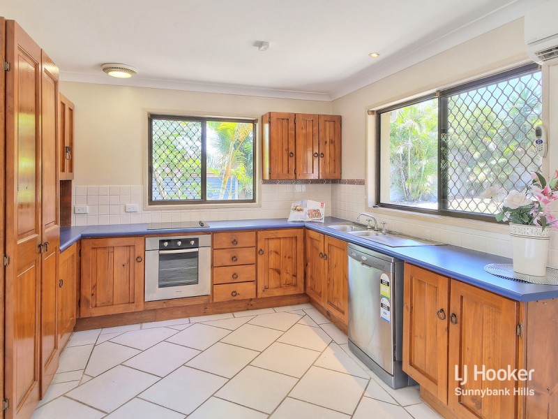 39 Corsloot Street, Regents Park QLD 4118