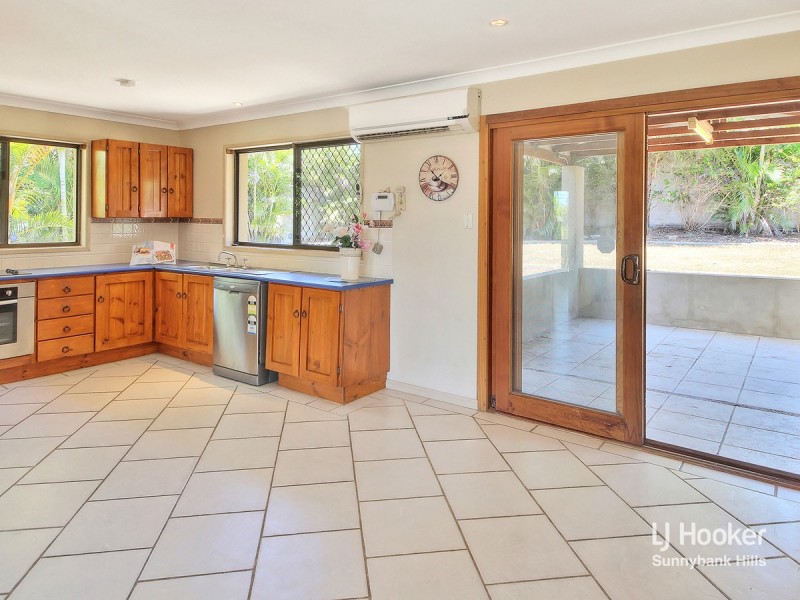 39 Corsloot Street, Regents Park QLD 4118