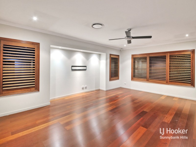 12 Samuel Street, Calamvale QLD 4116