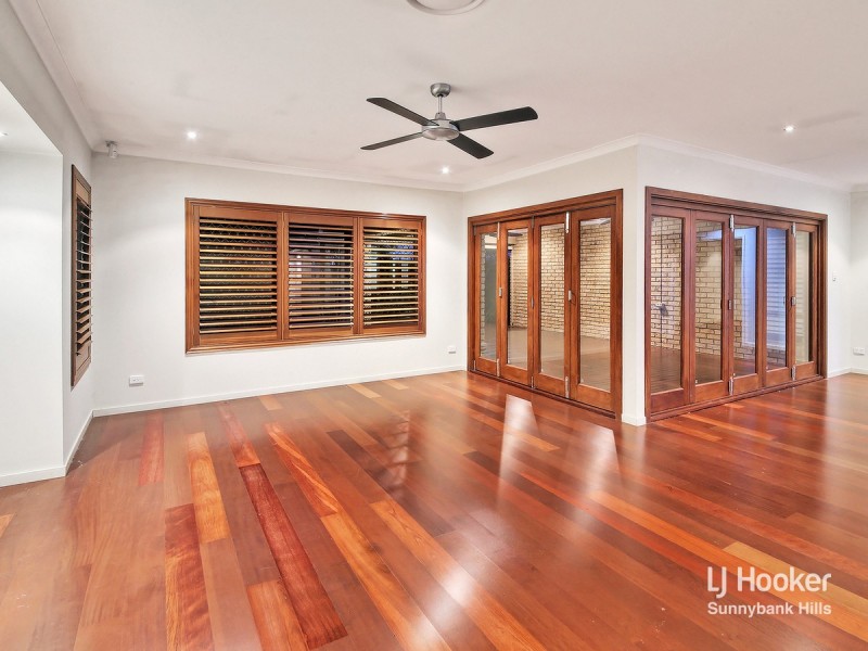 12 Samuel Street, Calamvale QLD 4116