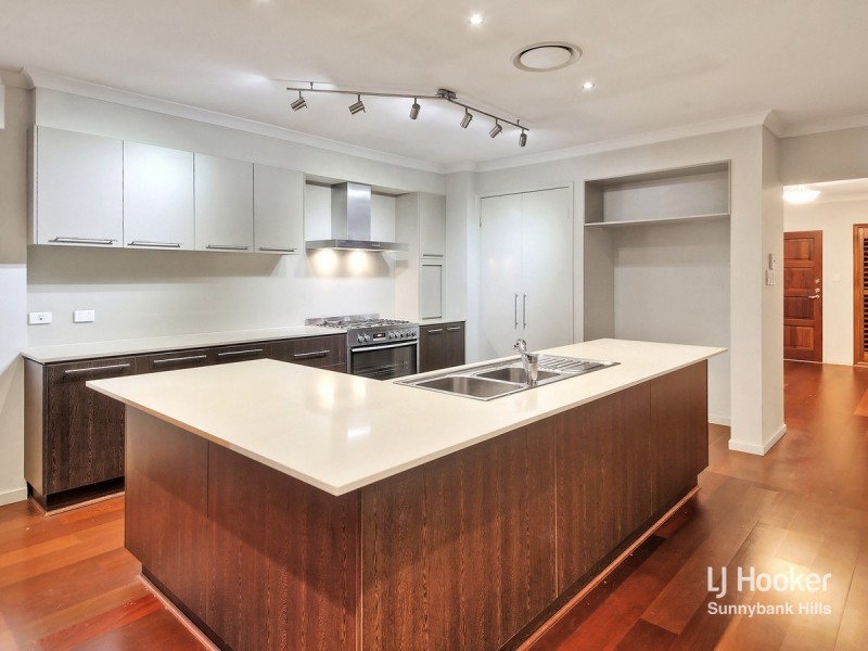 12 Samuel Street, Calamvale QLD 4116