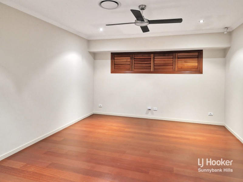 12 Samuel Street, Calamvale QLD 4116