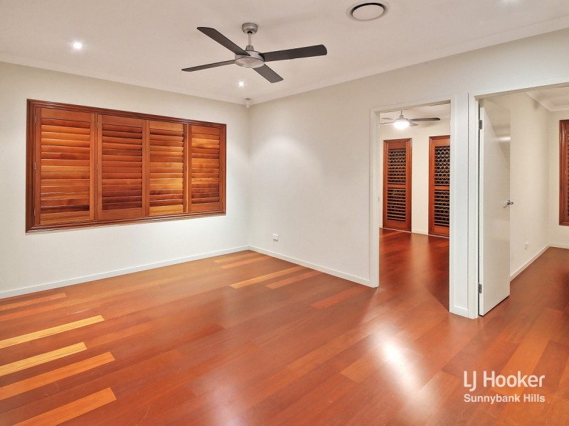 12 Samuel Street, Calamvale QLD 4116