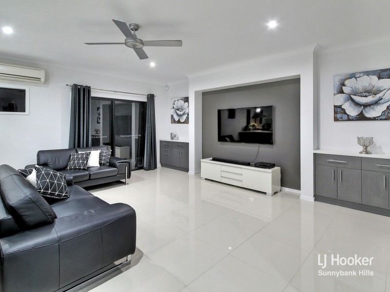 48 Juniper Circuit, Stretton QLD 4116