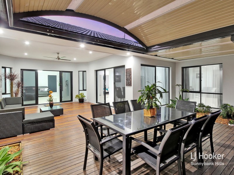 48 Juniper Circuit, Stretton QLD 4116