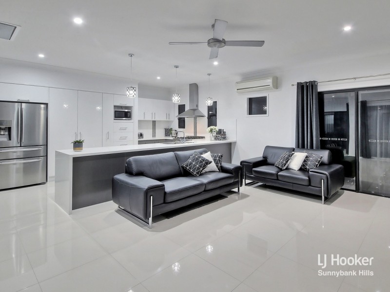 48 Juniper Circuit, Stretton QLD 4116