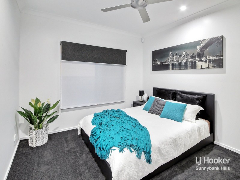 48 Juniper Circuit, Stretton QLD 4116