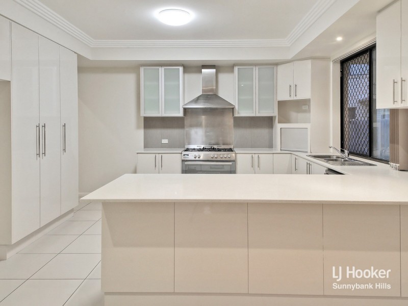 99 Franquin Crescent, Eight Mile Plains QLD 4113