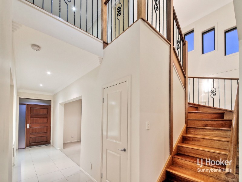 99 Franquin Crescent, Eight Mile Plains QLD 4113