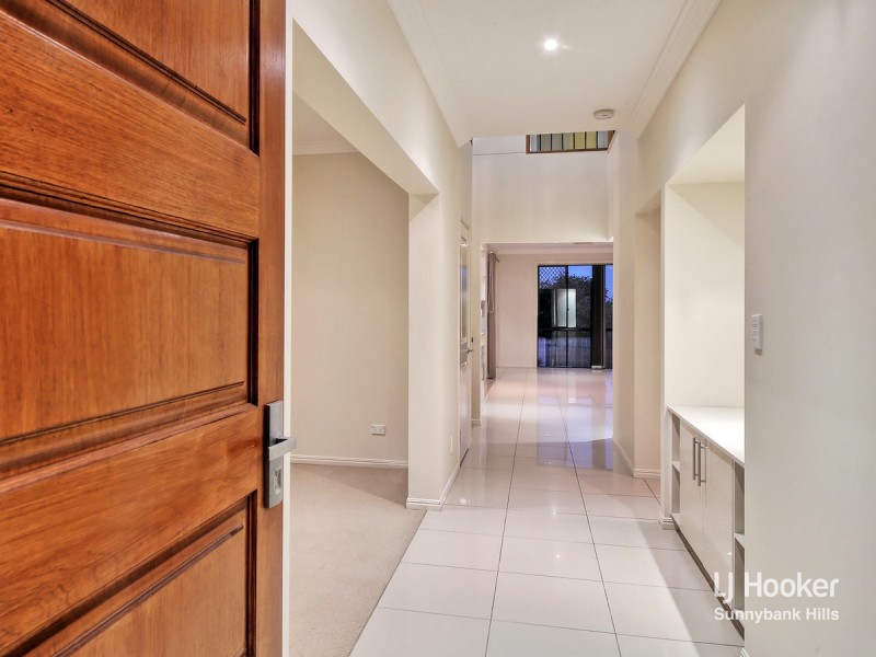 99 Franquin Crescent, Eight Mile Plains QLD 4113