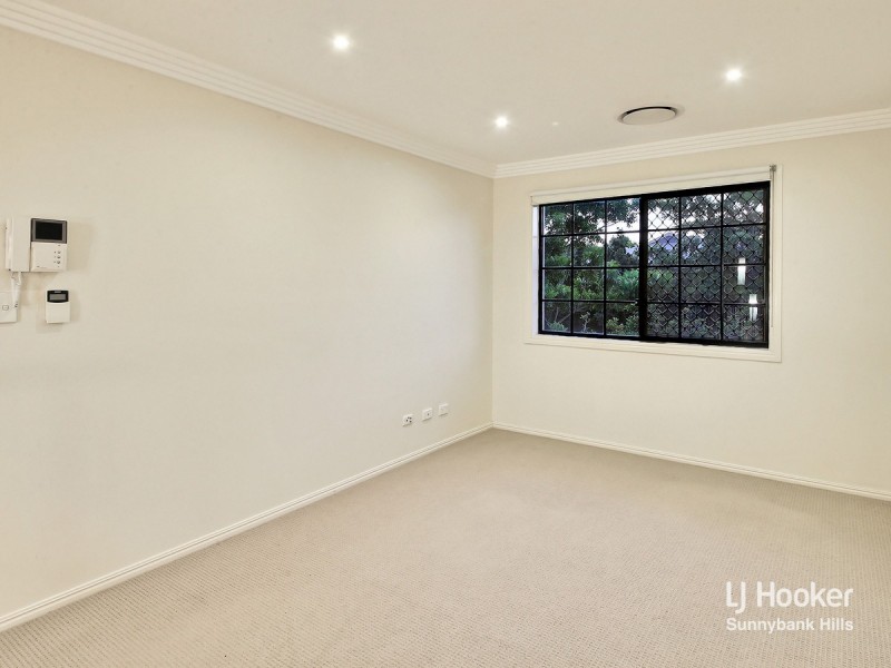 99 Franquin Crescent, Eight Mile Plains QLD 4113