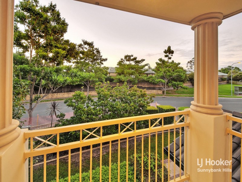 99 Franquin Crescent, Eight Mile Plains QLD 4113