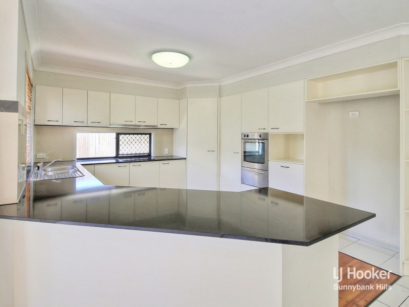 17 Crawford Place, Calamvale QLD 4116