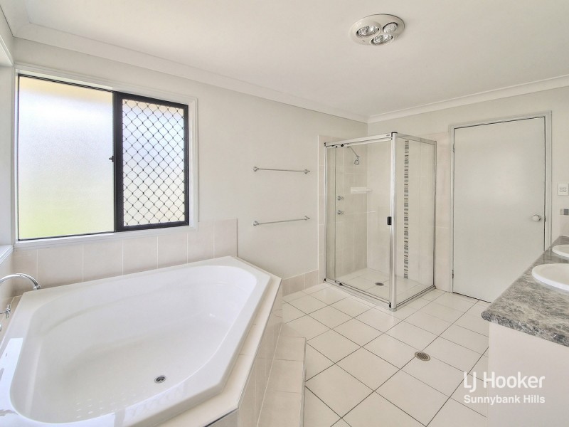 17 Crawford Place, Calamvale QLD 4116