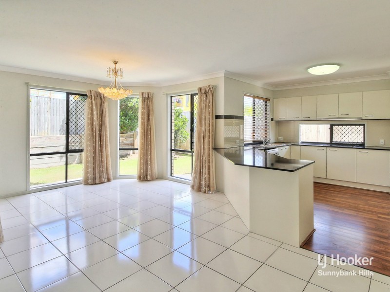 17 Crawford Place, Calamvale QLD 4116