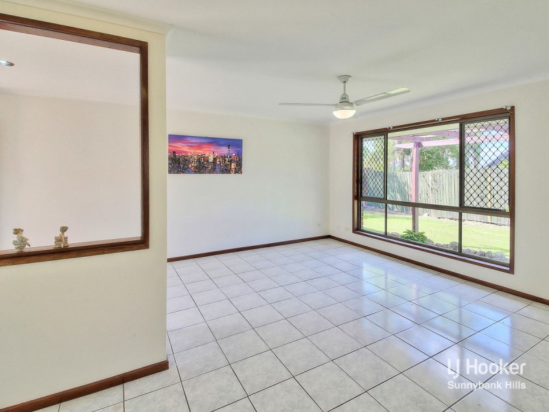 211 Gowan Road, Sunnybank Hills QLD 4109