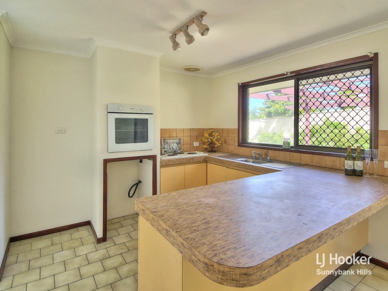 211 Gowan Road, Sunnybank Hills QLD 4109
