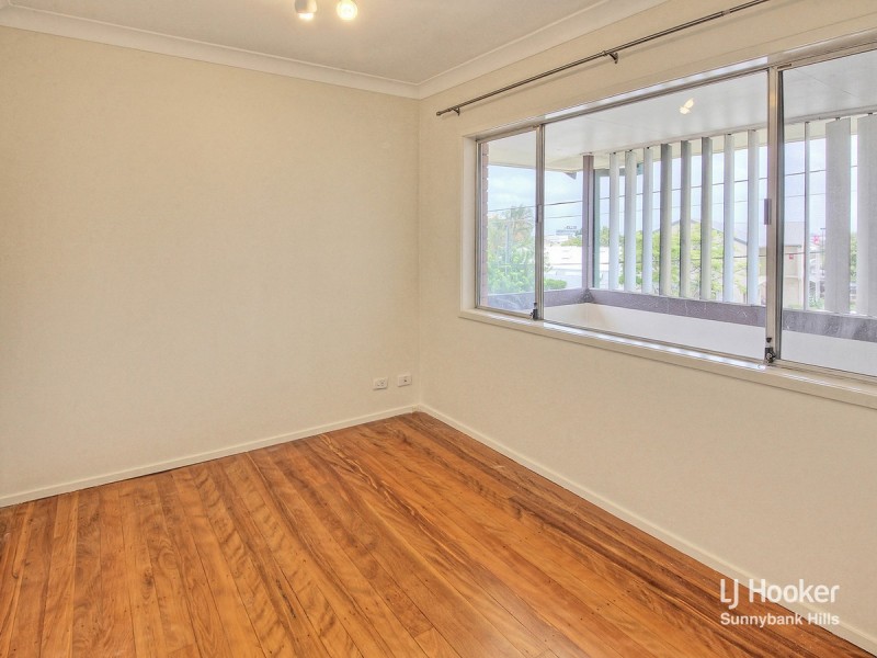 22 Cinderella Drive, Springwood QLD 4127