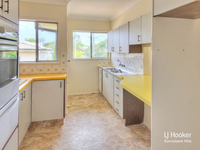 22 Cinderella Drive, Springwood QLD 4127