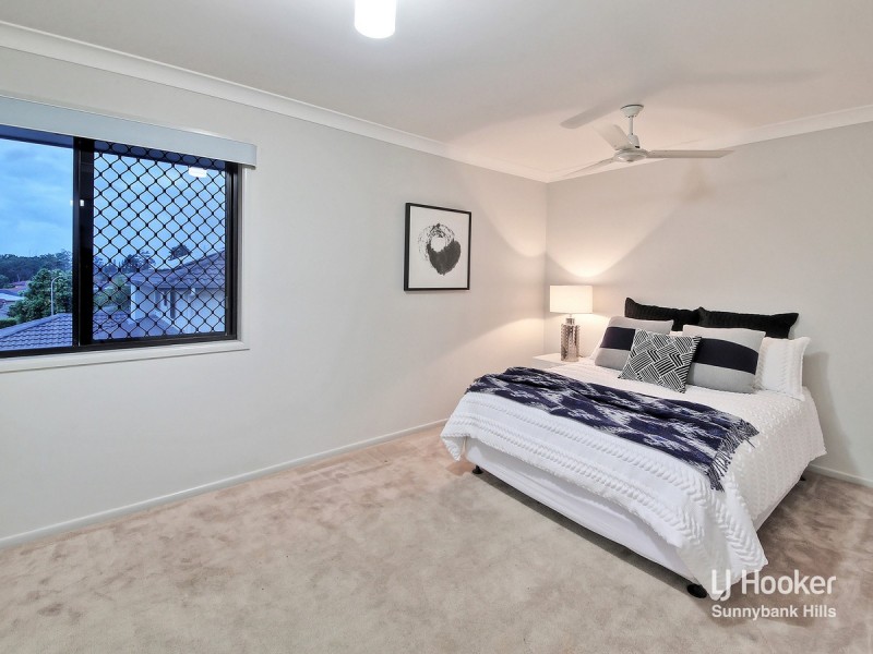 33 Avonlea Place, Eight Mile Plains QLD 4113