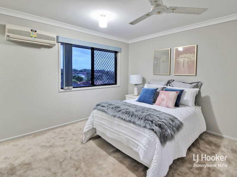 33 Avonlea Place, Eight Mile Plains QLD 4113