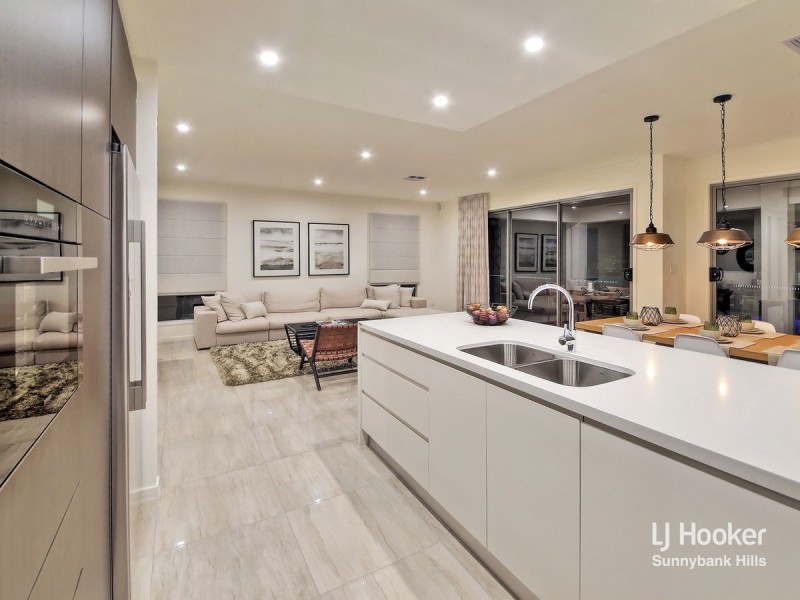 71 Finch Parade, Rochedale QLD 4123