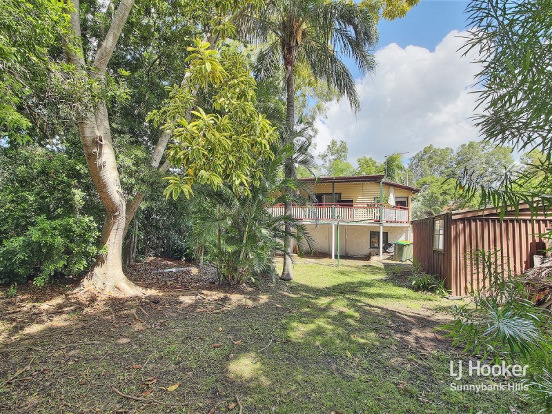 16 Evenwood Street, Coopers Plains QLD 4108