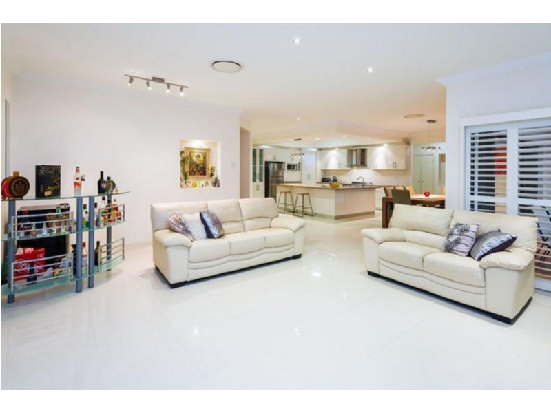 10 Avonlea Place, Eight Mile Plains QLD 4113