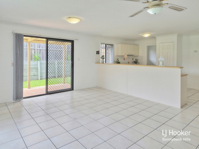 3 Innes Close, Parkinson QLD 4115