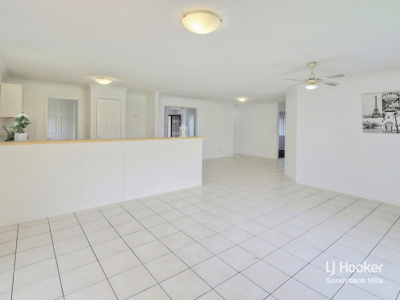 3 Innes Close, Parkinson QLD 4115