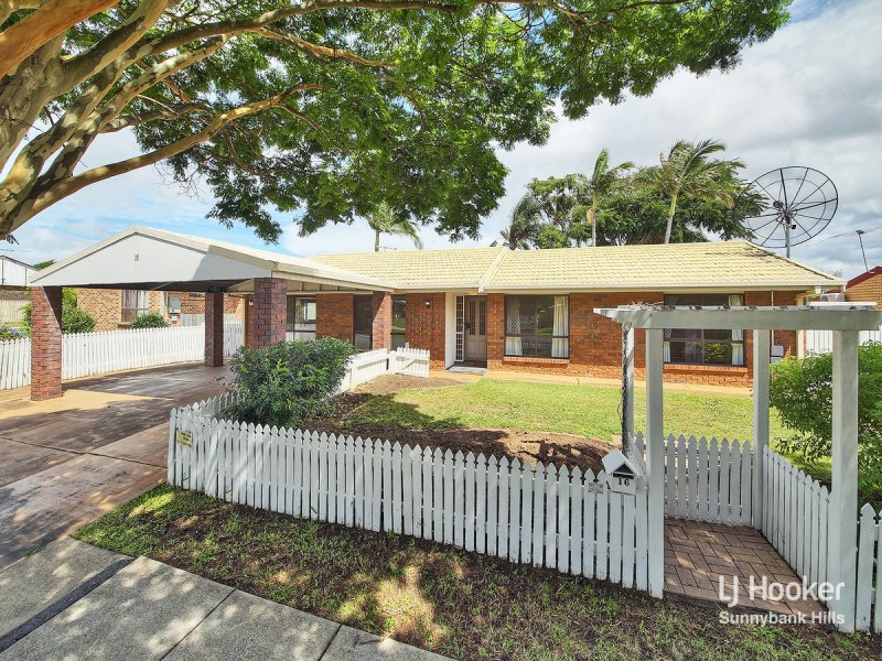 16 Tanglewood Street, Runcorn QLD 4113