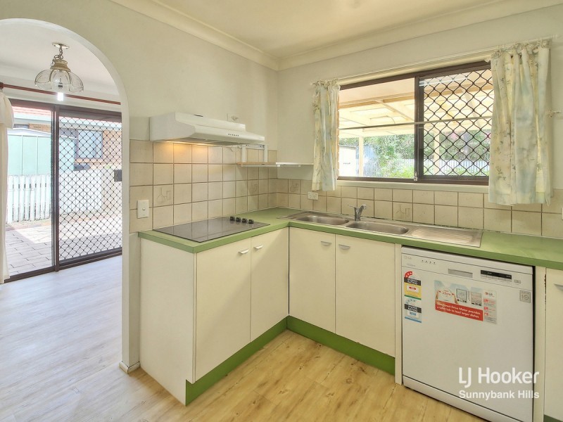 16 Tanglewood Street, Runcorn QLD 4113