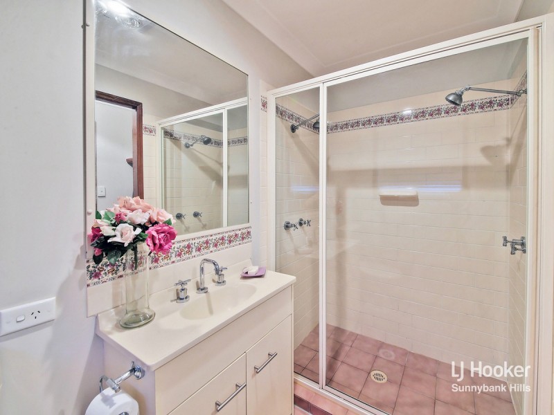 3 Nardie Street, Eight Mile Plains QLD 4113