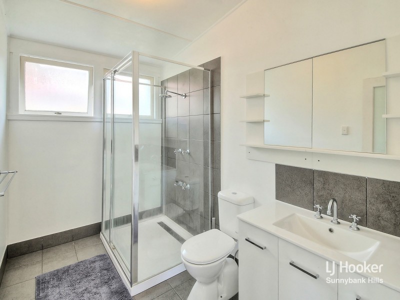 71 Wemvern Street, Upper Mount Gravatt QLD 4122