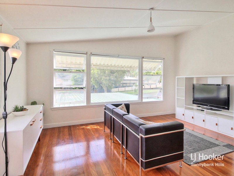 71 Wemvern Street, Upper Mount Gravatt QLD 4122