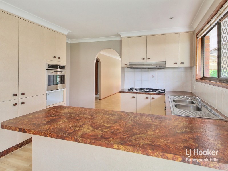 23 Avenell Street, Wishart QLD 4122