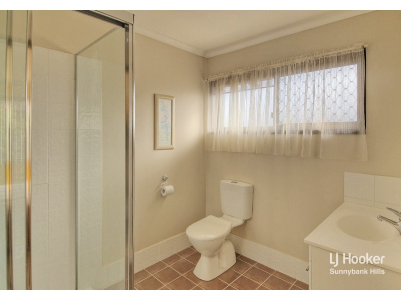 17 Marsala Street, Calamvale QLD 4116