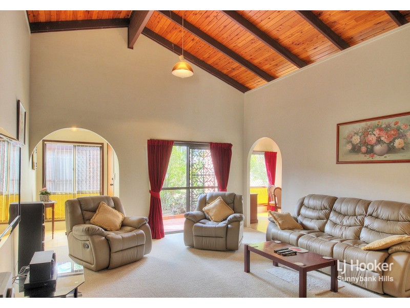 17 Marsala Street, Calamvale QLD 4116