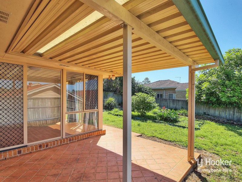 3 Emerald Place, Runcorn QLD 4113