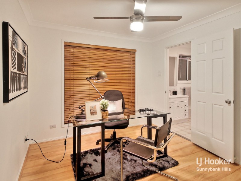 16 Juxgold Place, Calamvale QLD 4116