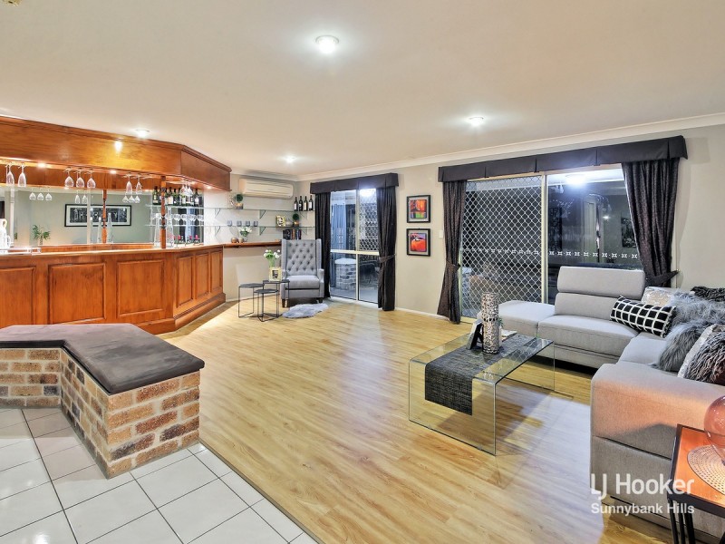 22 Golden Avenue, Calamvale QLD 4116