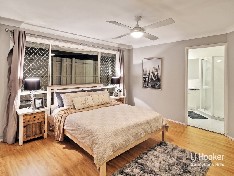 22 Golden Avenue, Calamvale QLD 4116