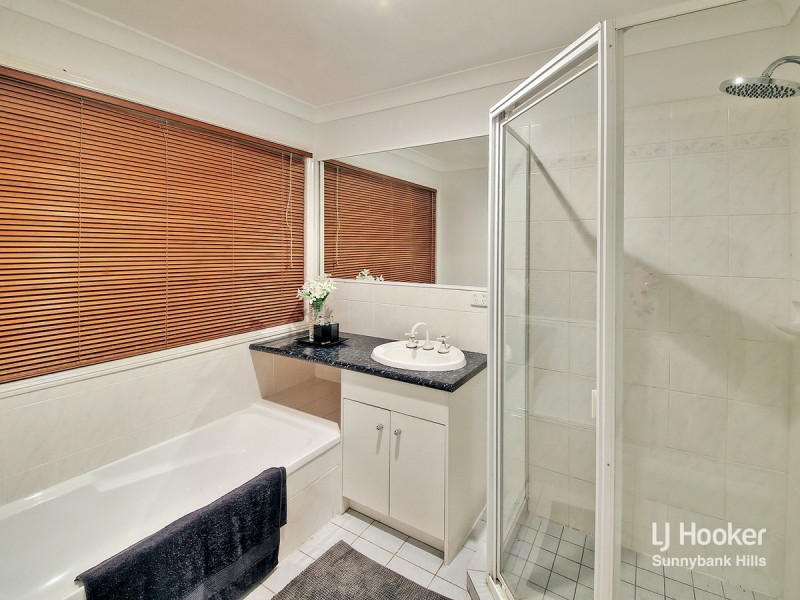 22 Golden Avenue, Calamvale QLD 4116
