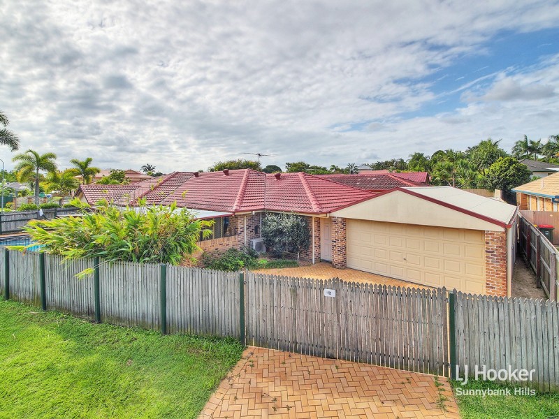 22 Golden Avenue, Calamvale QLD 4116