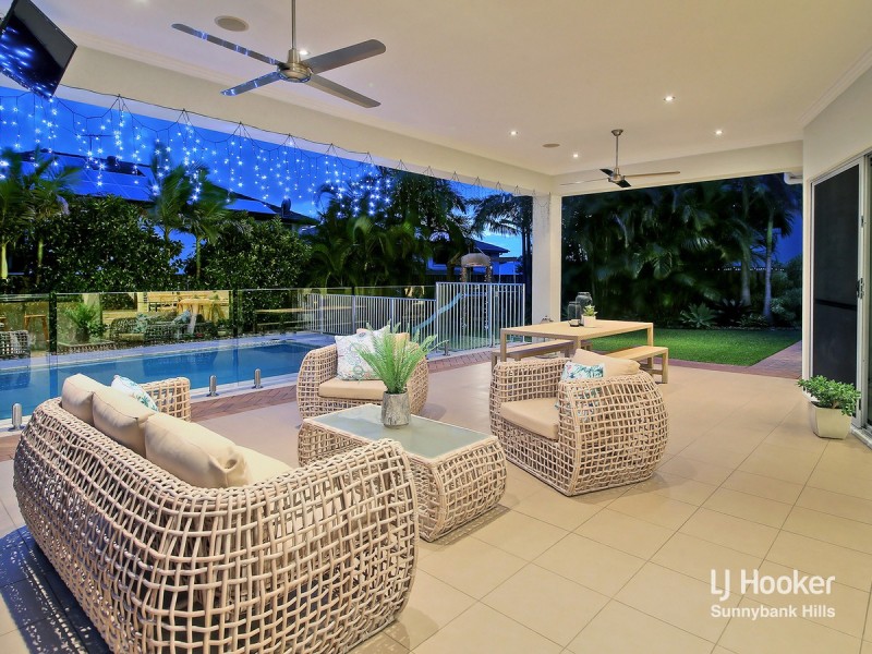 9 Ruby Close, Eight Mile Plains QLD 4113